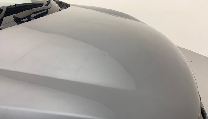 2016 Mahindra XUV500 W10, Diesel, Manual, 76,295 km, Bonnet (hood) - Slightly dented