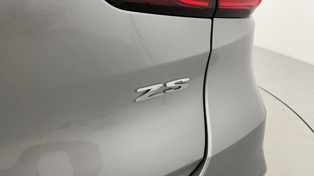2024 MG ZS Excite, Automatic, 4112 km, Badge (Boot Right Side)