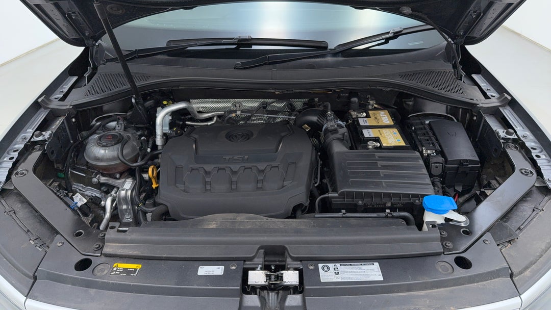 Open Bonnet (Engine)