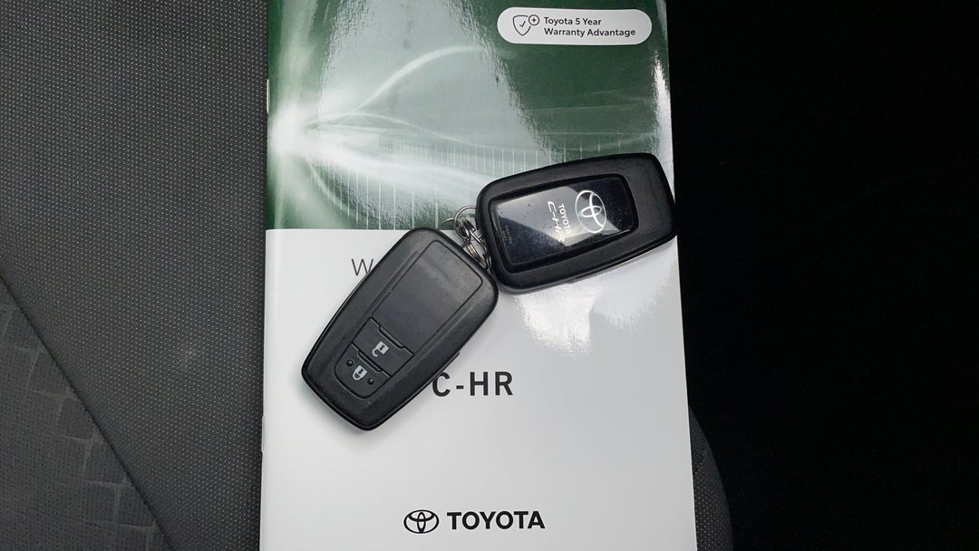 2022 Toyota C-HR Gxl (2wd), Automatic, 46425 km, Key Close-up