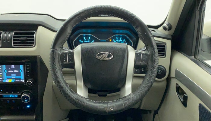 2017 Mahindra Scorpio S11 2WD, Diesel, Manual, 33,074 km, Steering Wheel Close Up