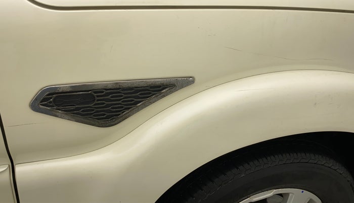 2017 Mahindra Scorpio S11 2WD, Diesel, Manual, 33,074 km, Right fender - Minor scratches