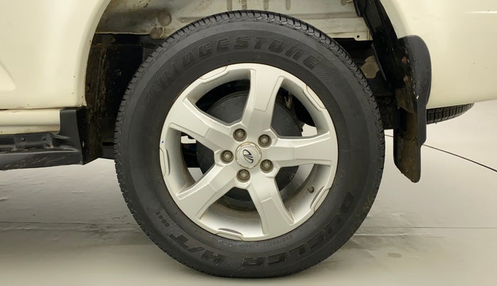 2017 Mahindra Scorpio S11 2WD, Diesel, Manual, 33,074 km, Left Rear Wheel