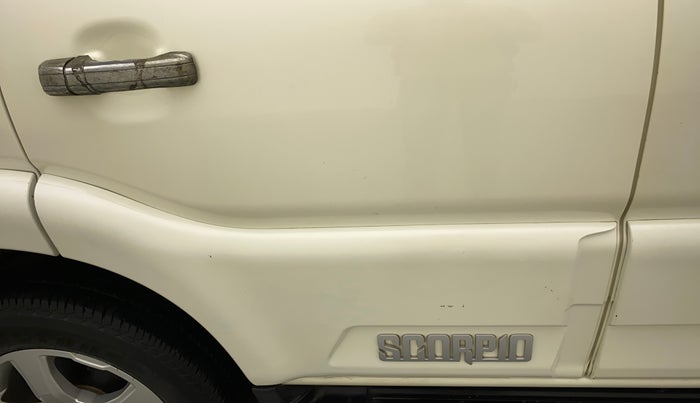 2017 Mahindra Scorpio S11 2WD, Diesel, Manual, 33,074 km, Right rear door - Minor scratches