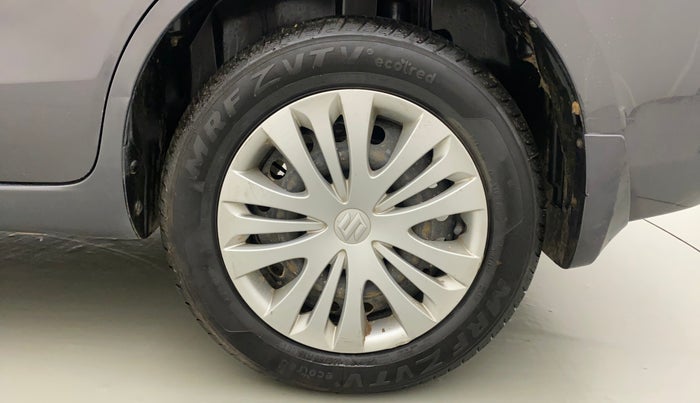 2013 Maruti Ertiga VXI CNG, CNG, Manual, 1,16,596 km, Left Rear Wheel