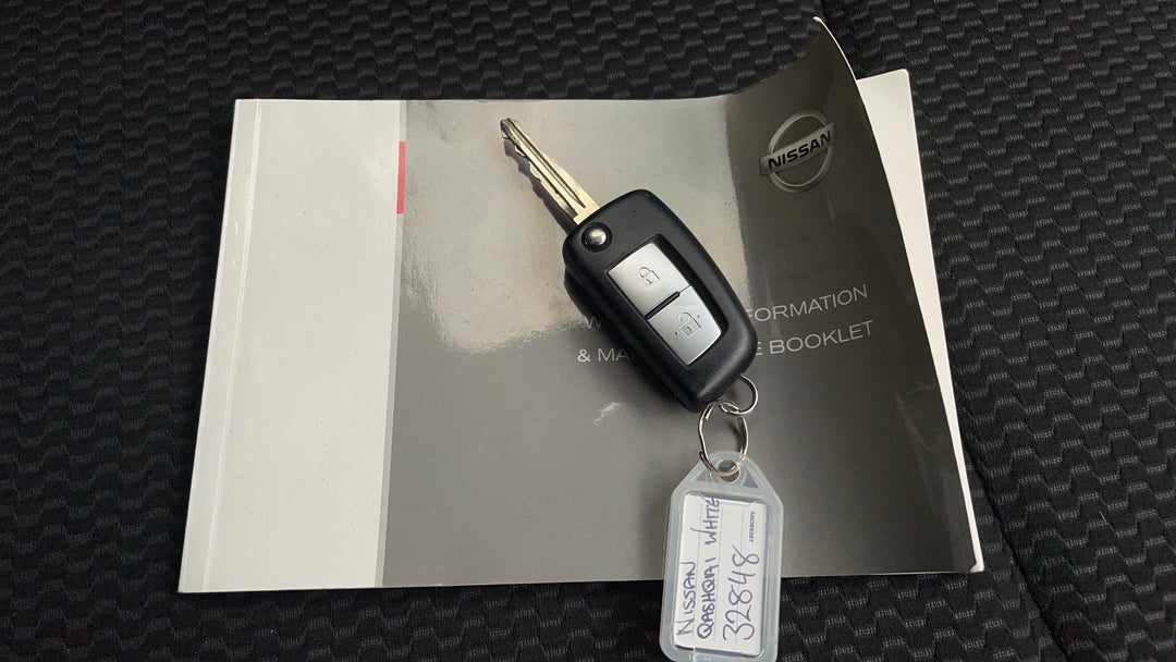 2015 Nissan Qashqai St, Automatic, 111164 km, Key Close-up