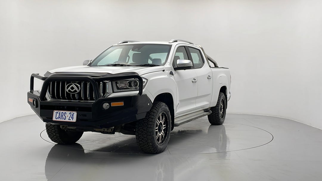 Left Front Diagonal (45- Degree) View