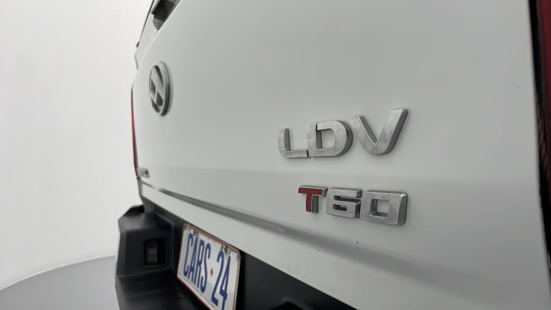 Badge (Boot Right Side)