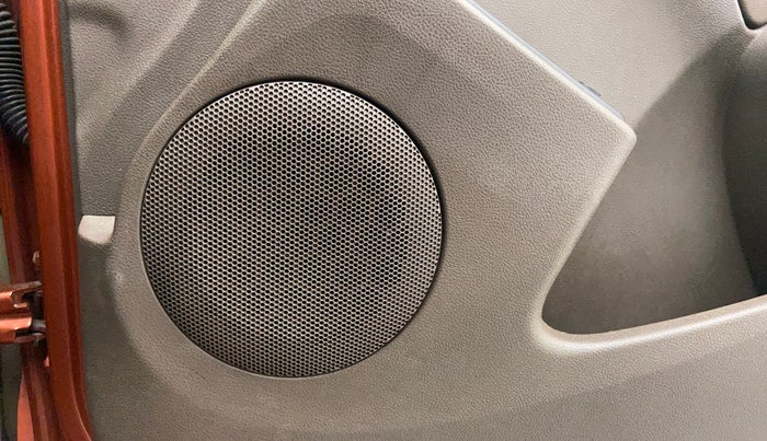 2016 Renault Duster RXL PETROL, Petrol, Manual, 25,166 km, Speaker