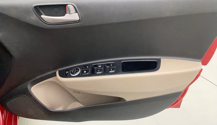 2014 Hyundai Xcent SX 1.2 (O), Petrol, Manual, 72,826 km, Driver Side Door Panels Control
