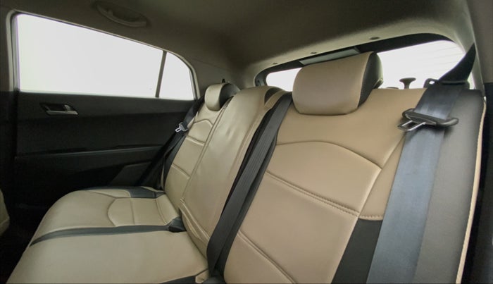 2015 Hyundai Creta S 1.6 PETROL, Petrol, Manual, 72,541 km, Right Side Rear Door Cabin