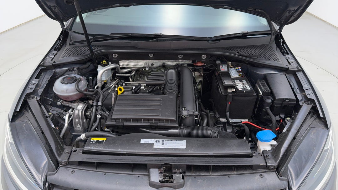 Open Bonnet (Engine)