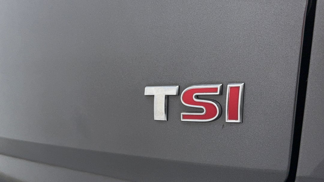 Badge (Boot Right Side)