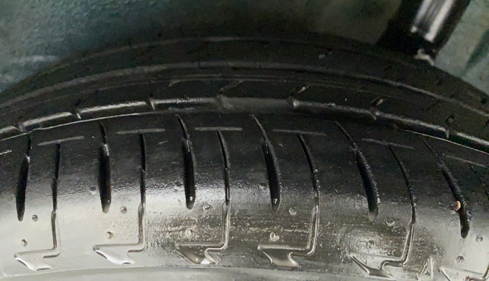 2017 Maruti IGNIS ALPHA 1.2, Petrol, Manual, 9,665 km, Left Rear Tyre Tread