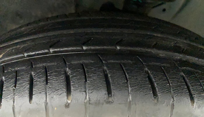 2017 Maruti IGNIS ALPHA 1.2, Petrol, Manual, 9,665 km, Left Front Tyre Tread