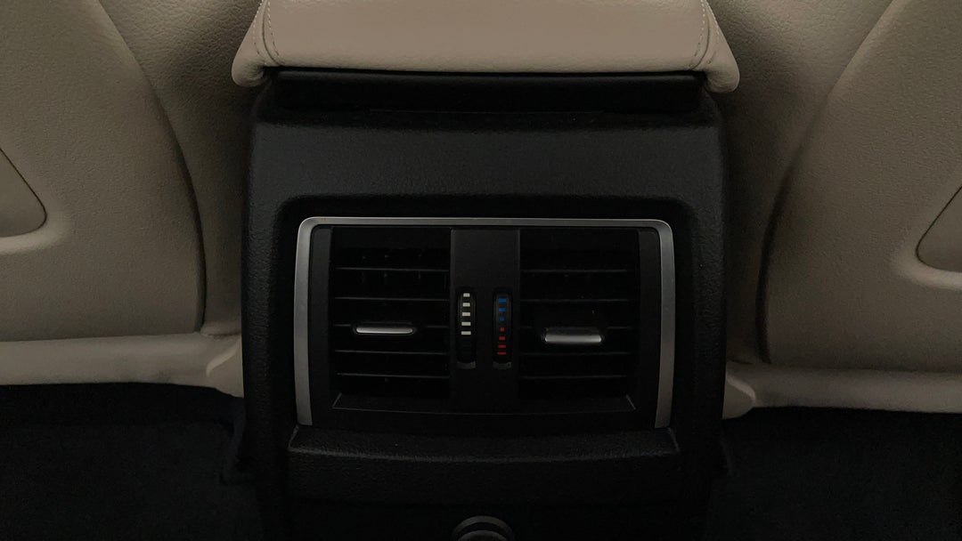 Rear A/C Vent