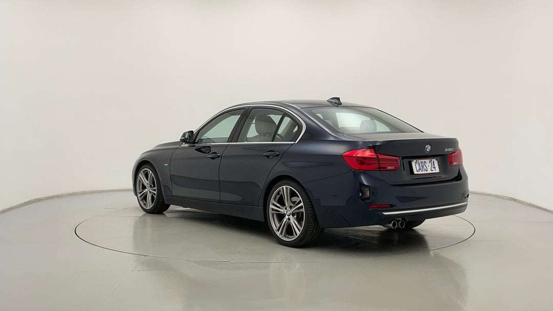 Left Back Diagonal (45- Degree) View