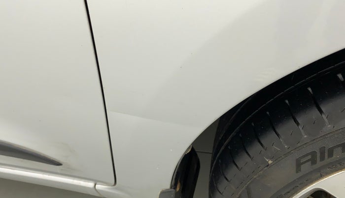 2016 Hyundai Elite i20 ASTA 1.2, CNG, Manual, 94,461 km, Right fender - Slightly dented