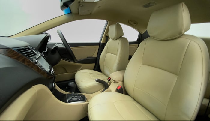 2017 Hyundai Verna 1.6 SX VTVT AT, Petrol, Automatic, 58,830 km, Right Side Front Door Cabin