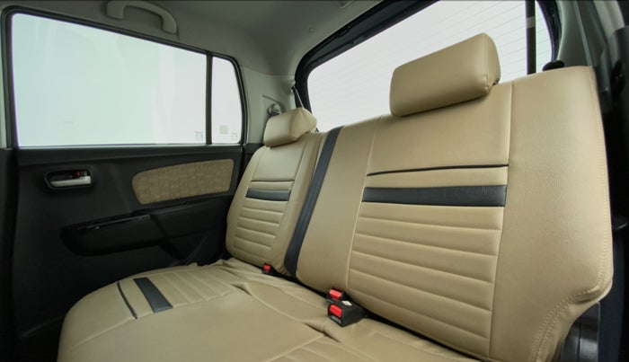 2018 Maruti Wagon R 1.0 VXI, Petrol, Manual, 23,020 km, Right Side Rear Door Cabin
