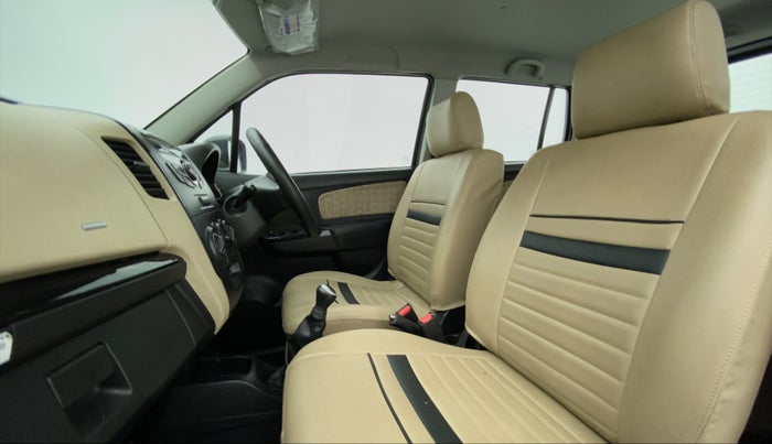 2018 Maruti Wagon R 1.0 VXI, Petrol, Manual, 23,020 km, Right Side Front Door Cabin
