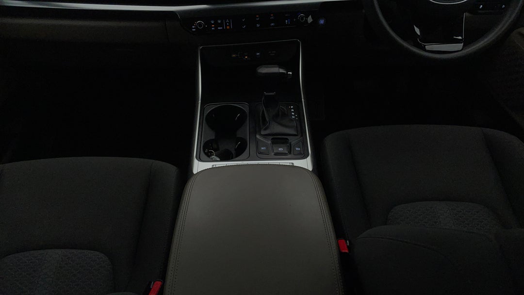 2024 Kia Carnival S, Automatic, 44081 km, Center Console