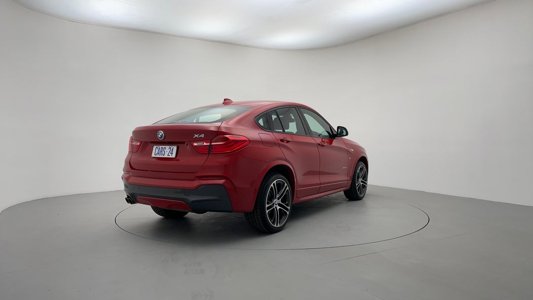 Right Back Diagonal (45- Degree) View