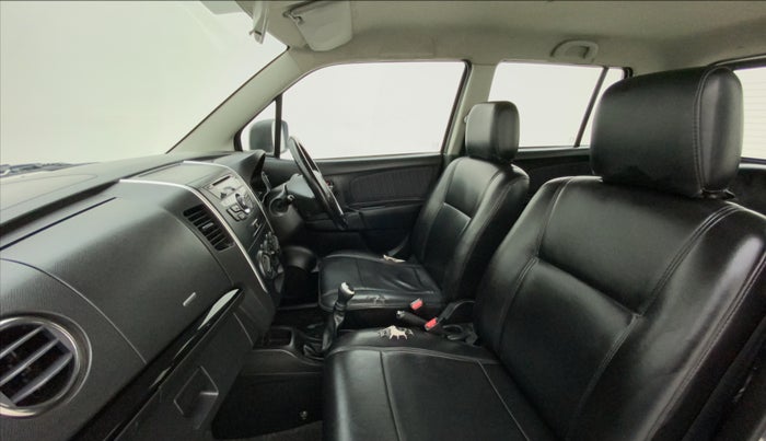 2014 Maruti Wagon R Stingray VXI, Petrol, Manual, 89,002 km, Right Side Front Door Cabin