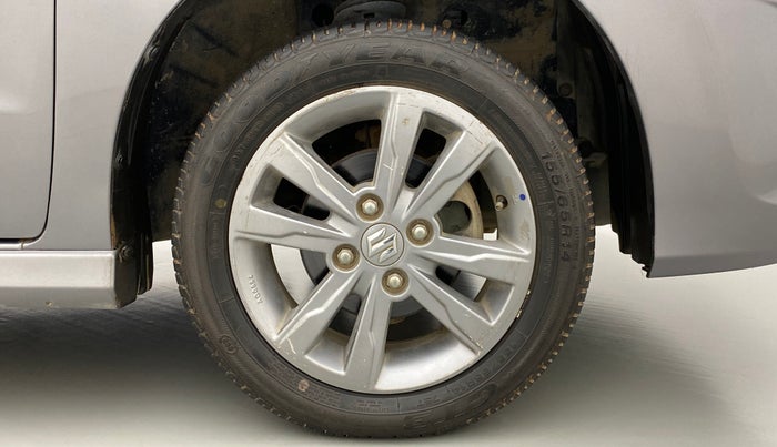 2014 Maruti Wagon R Stingray VXI, Petrol, Manual, 89,002 km, Right Front Wheel