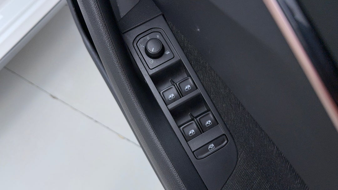 Drivers Side Door Panel Controls