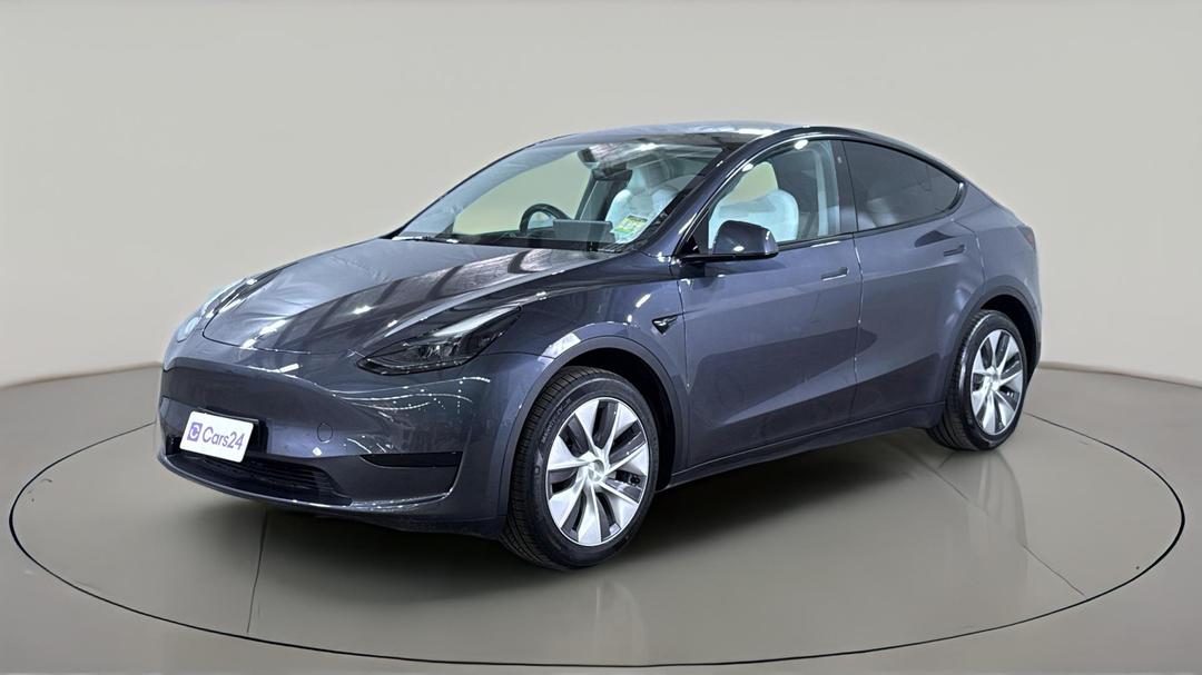 2023 Tesla Model Y Rear-wheel Drive, Automatic, 34647 km, Left Front Diagonal (45- Degree) View