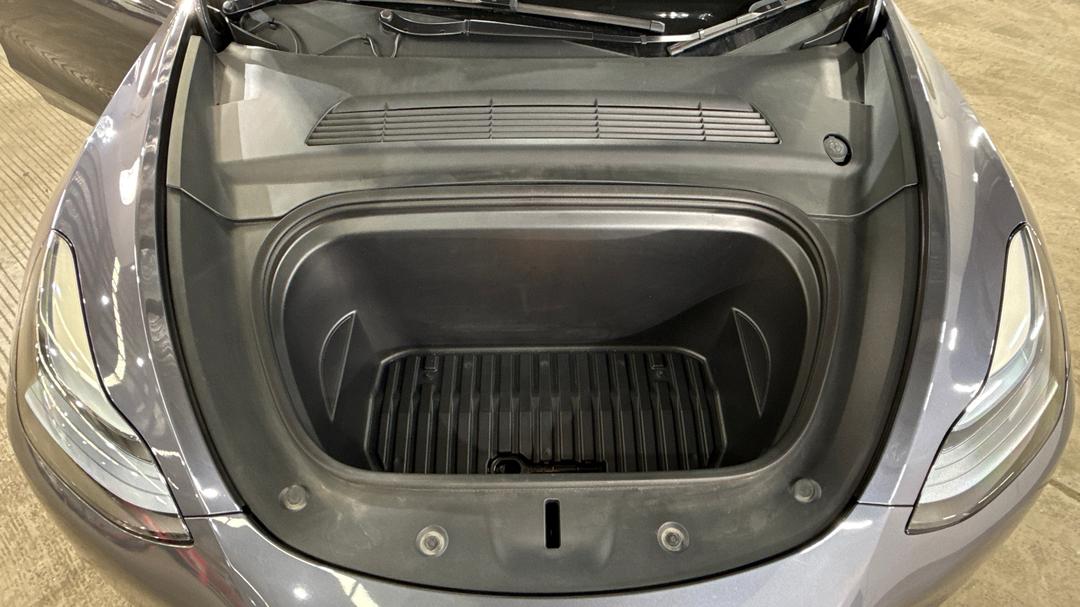 2023 Tesla Model Y Rear-wheel Drive, Automatic, 34647 km, Open Bonnet (Engine)