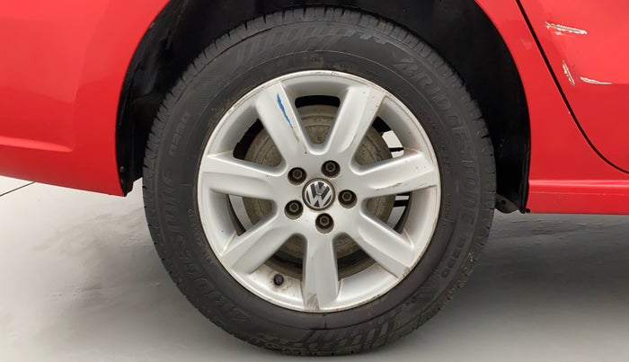 2012 Volkswagen Vento HIGHLINE 1.6 MPI, Petrol, Manual, 94,601 km, Right Rear Wheel