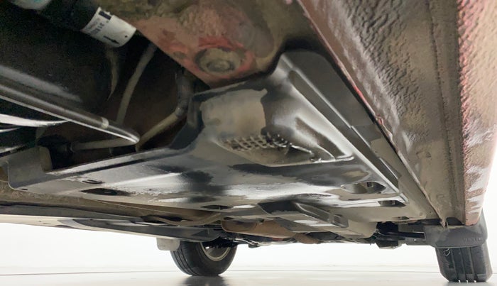 2012 Volkswagen Vento HIGHLINE 1.6 MPI, Petrol, Manual, 94,601 km, Right Side Underbody