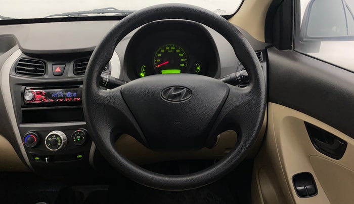 2016 Hyundai Eon ERA +, Petrol, Manual, 47,804 km, Steering Wheel Close Up