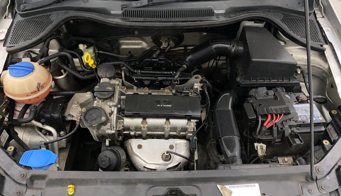 2014 Volkswagen Polo HIGHLINE1.2L, Petrol, Manual, 52,215 km, Open Bonet