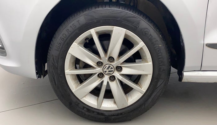 2014 Volkswagen Polo HIGHLINE1.2L, Petrol, Manual, 52,215 km, Left Front Wheel