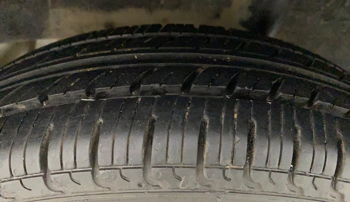 2018 Renault Kwid RXT 1.0, Petrol, Manual, 88,670 km, Left Rear Tyre Tread