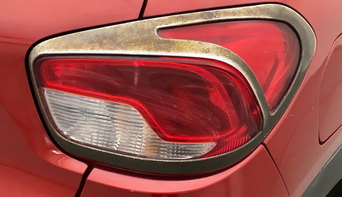 2018 Renault Kwid RXT 1.0, Petrol, Manual, 88,670 km, Right tail light - Chrome has minor damage