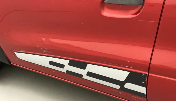 2018 Renault Kwid RXT 1.0, Petrol, Manual, 88,670 km, Front passenger door - Slightly dented