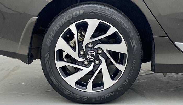 2019 Honda Civic 1.8V AT, Petrol, Automatic, 21,754 km, Right Rear Wheel