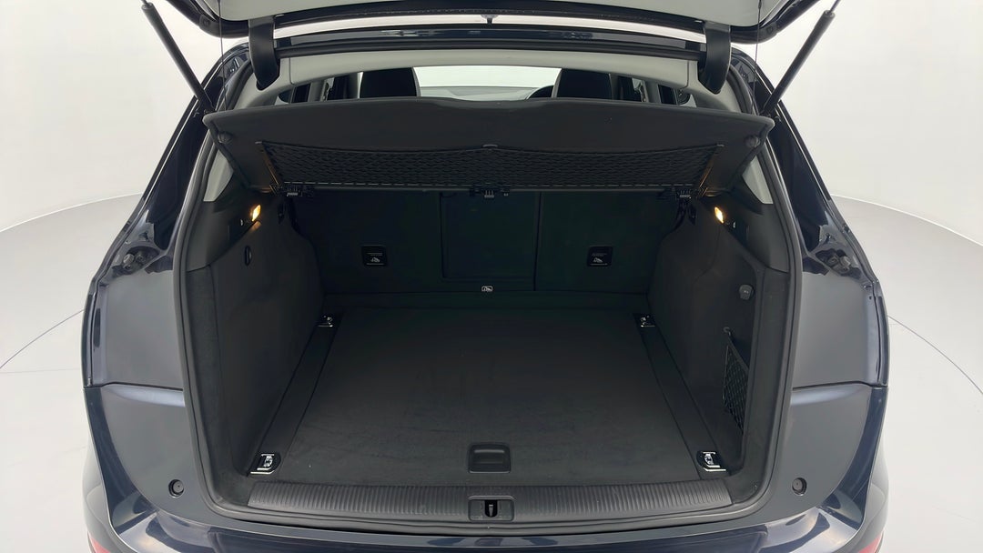 2016 Audi Q5 2.0 Tdi Quattro, Automatic, 126603 km, Boot Inside View
