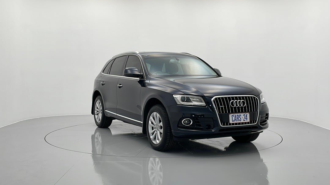 2016 Audi Q5 2.0 Tdi Quattro, Automatic, 126603 km, Right Front Diagonal (45- Degree) View