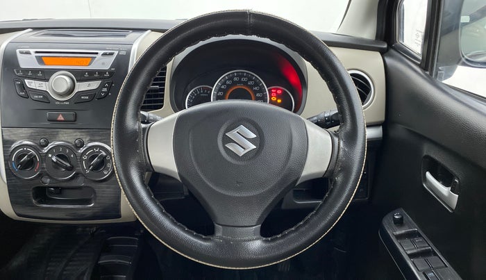 2015 Maruti Wagon R 1.0 VXI, Petrol, Manual, 42,400 km, Steering Wheel Close Up