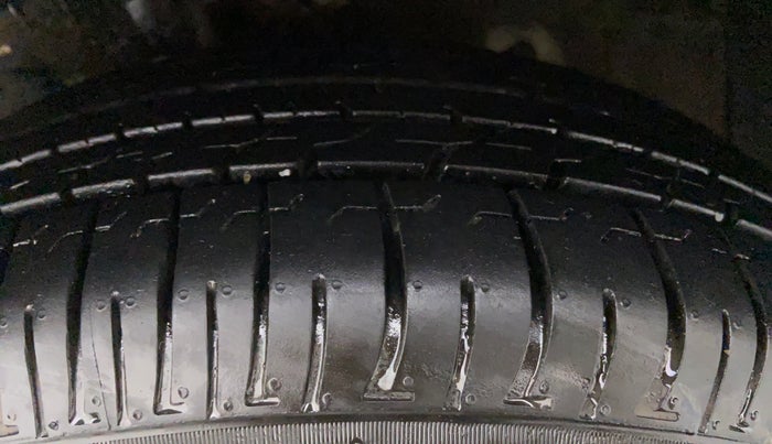 2020 KIA SELTOS HTK PLUS 1.5 DIESEL, Diesel, Manual, 56,037 km, Left Front Tyre Tread