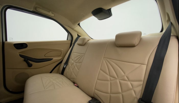 2015 Ford Figo Aspire 1.5 AMBIENTE DIESEL, Diesel, Manual, 95,507 km, Right Side Rear Door Cabin