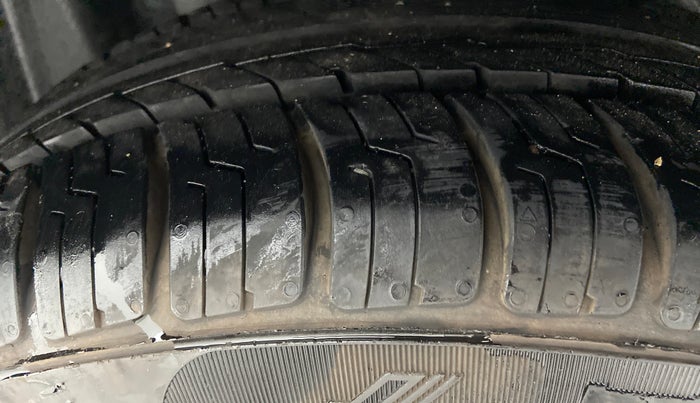 2015 Ford Figo Aspire 1.5 AMBIENTE DIESEL, Diesel, Manual, 95,507 km, Right Rear Tyre Tread