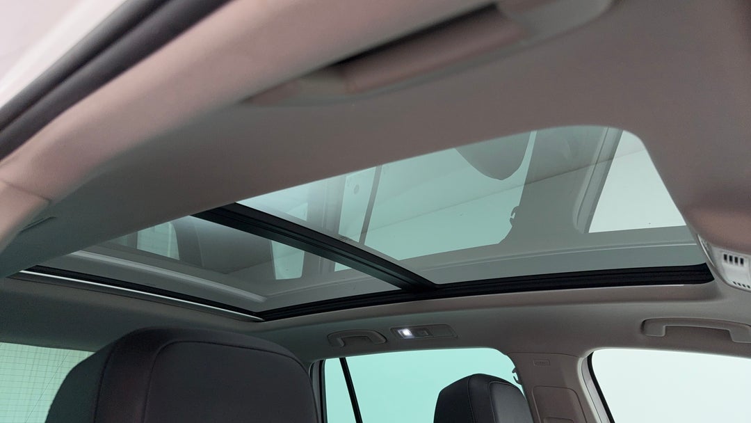 Interior Sunroof/Moonroof