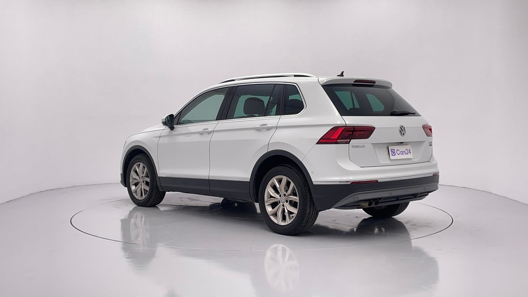 Left Back Diagonal (45- Degree) View