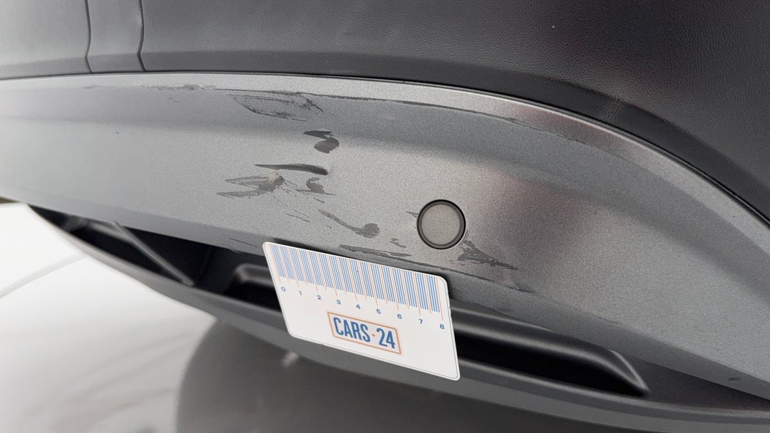 Bumper Rear Scratch